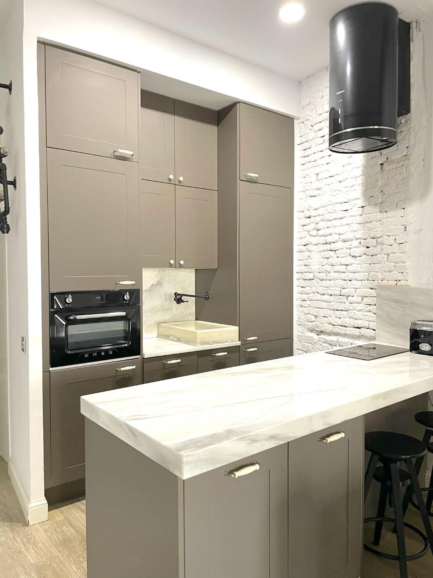 New Apartment In City-Center, Gran Via Мадрид Екстериор снимка